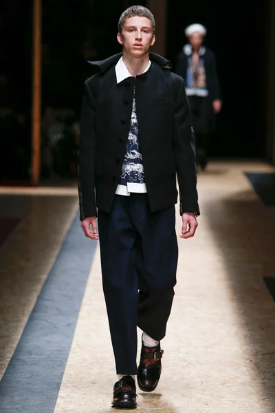 Look 1